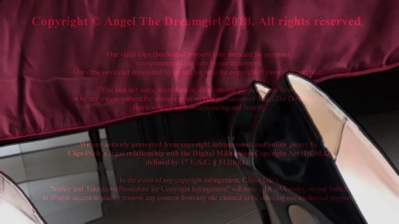 Seamless pleasure - sexy ballerina