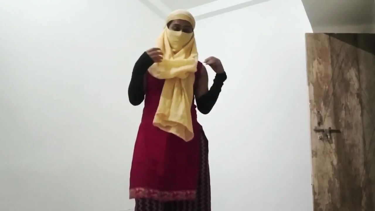 Hot Indian Dever Bhabhi Doggy Style Hard Core Sex at Home