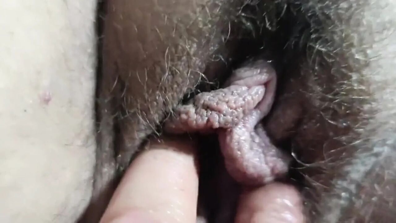 Cunt gets a crisp thick horny cucumber. I'm already a whore
