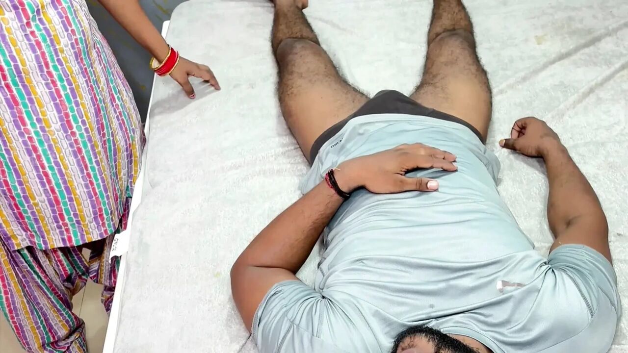 Chachi ke boobs ka pura dudh pi gya