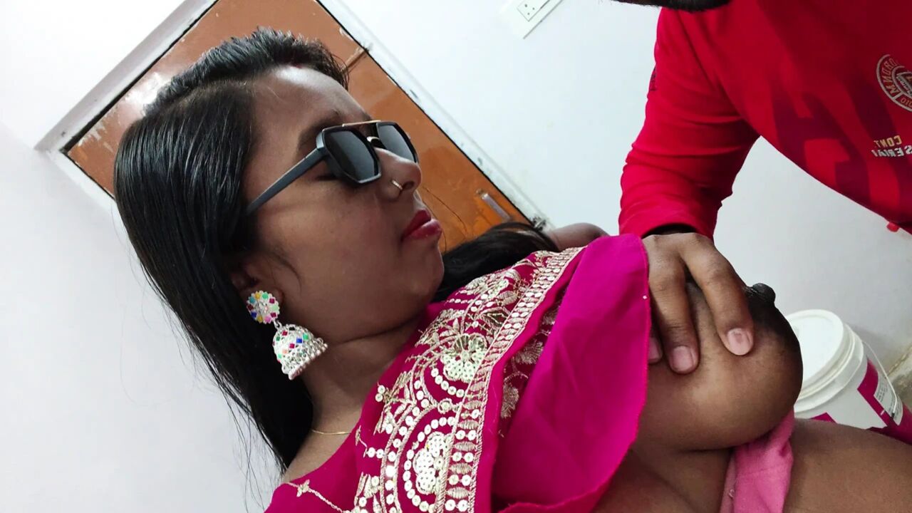 wedding special Hindi movie - Saj Savarkar Bhabhi had come to a relative's wedding, I sucked her boobs and fucked her pussy.