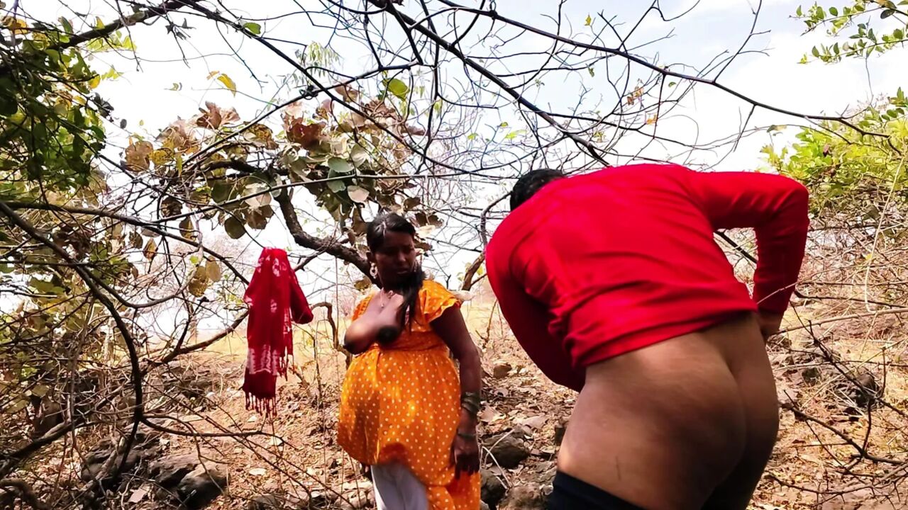 Younger desi dehati girl beautiful sex - New marriage couple outdoor forest jangle hot bhabhi sex hindi - desi xxx movie