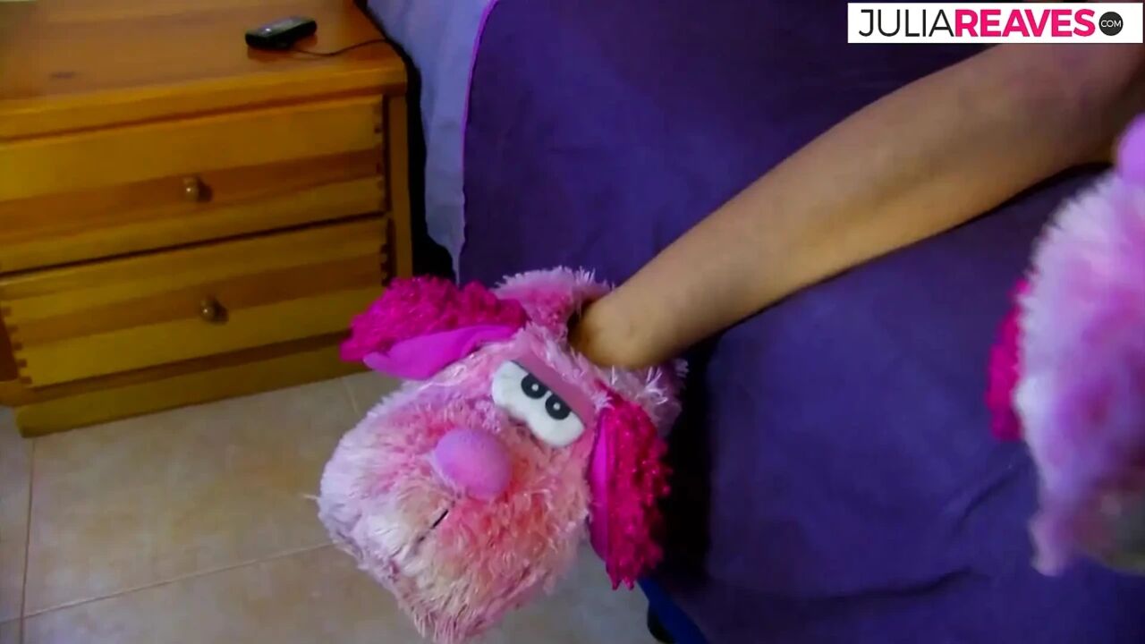 Hot whore gets fingered then rides a huge cock to a mouth cumshot
