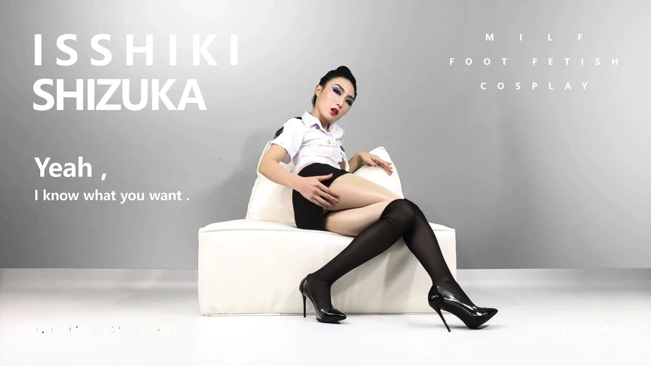 She enjoys exercising while wearing stockings-Isshiki Shizuka 03