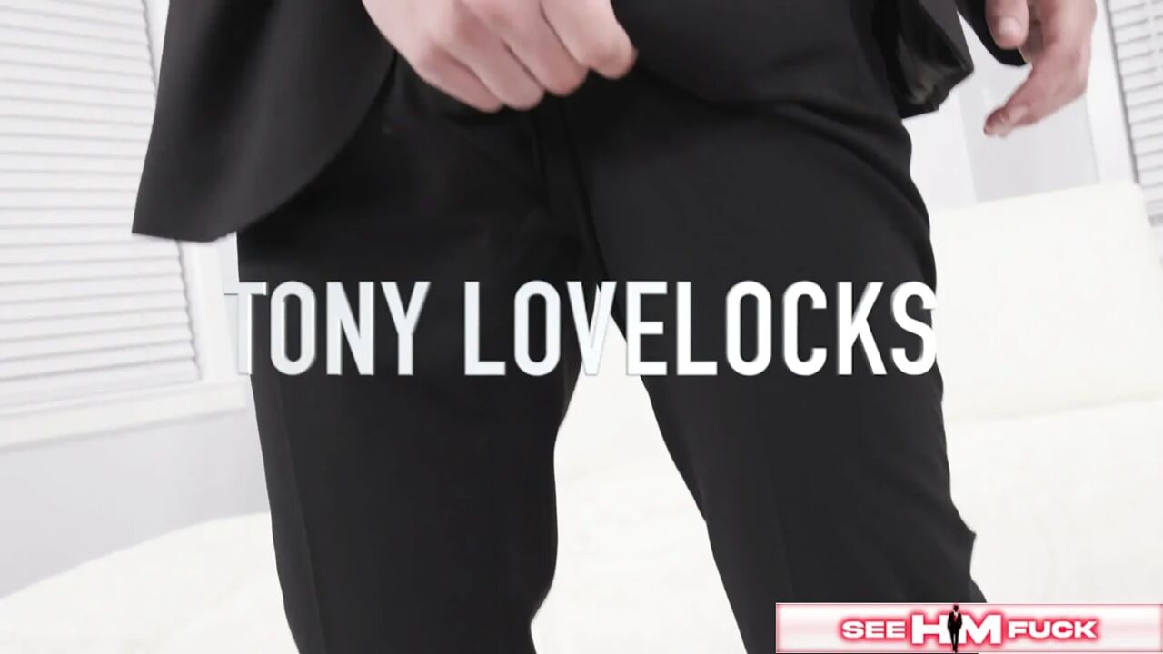 Charmer Tony Lovelocks Receives Intense, Sloppy Worship!