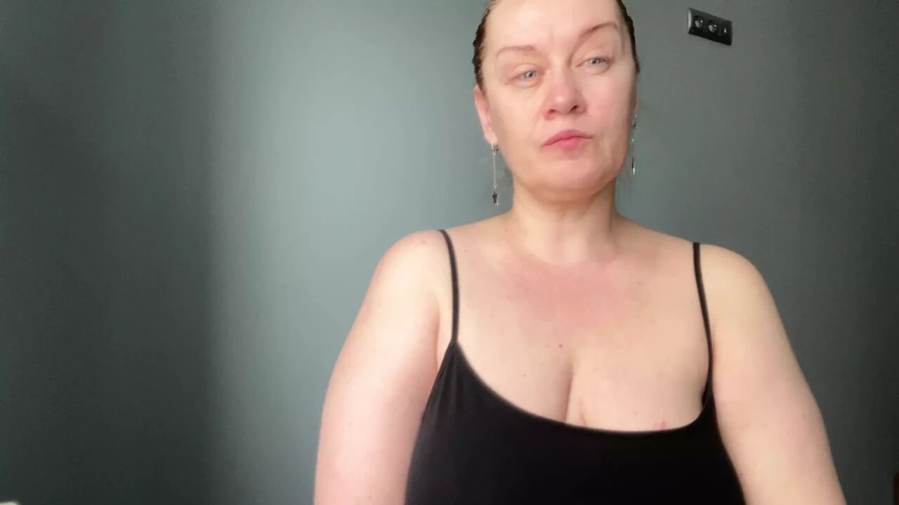 LadyVikki video