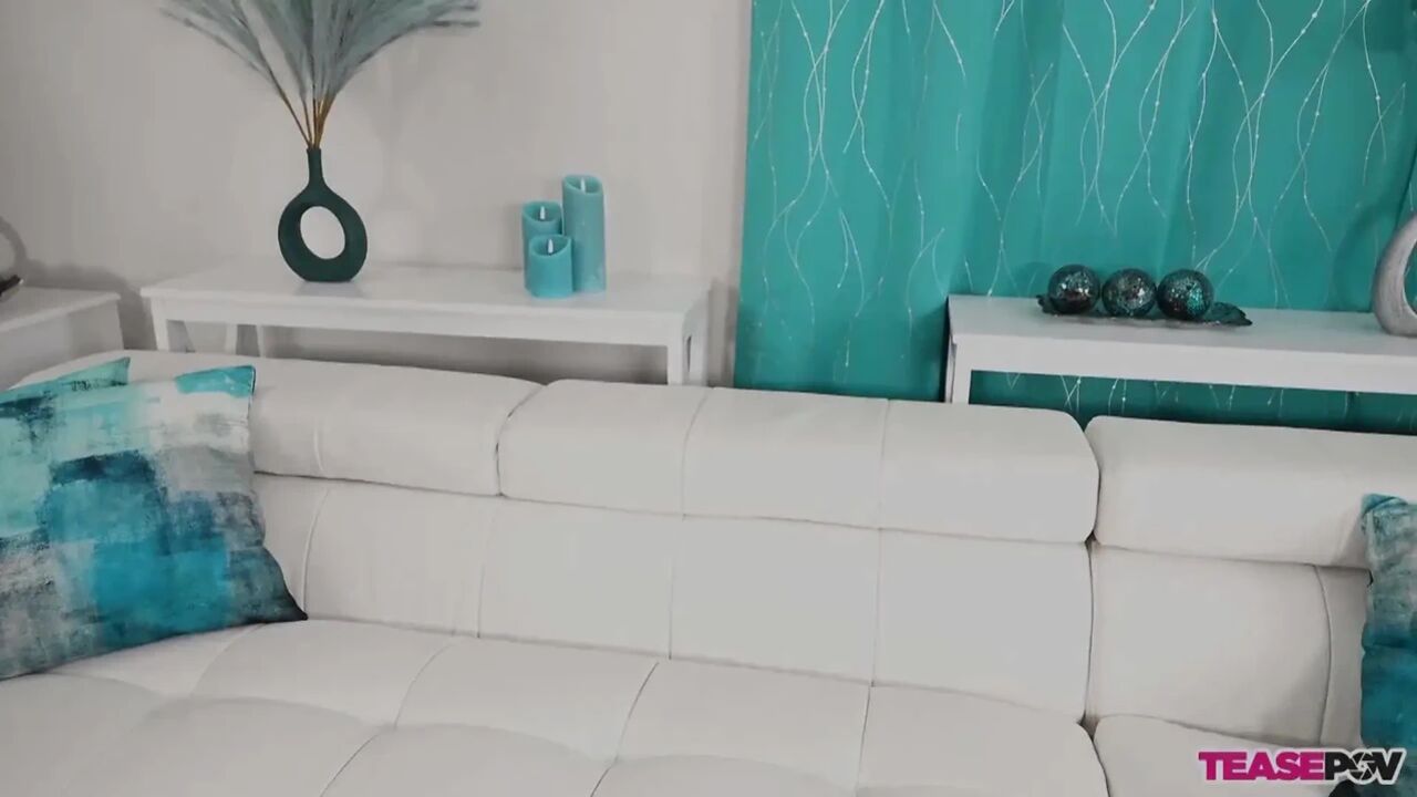 Jesse Pony’s Skillful Seduction