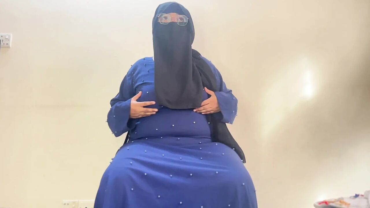 Arabian Hot Chubby Shy Girl Want Pussy & Anal Fuck