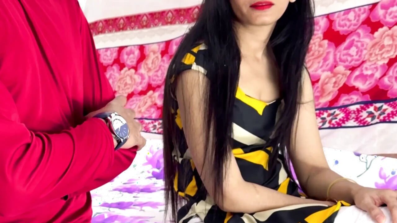 Bhabhi Was Feeling Lonely, so She Called the Neighbor Over.