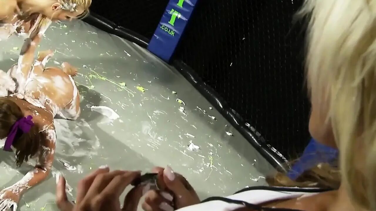Chloe Conrad and Vallery Summer Get Nasty in the Ring and Fuck Each Other