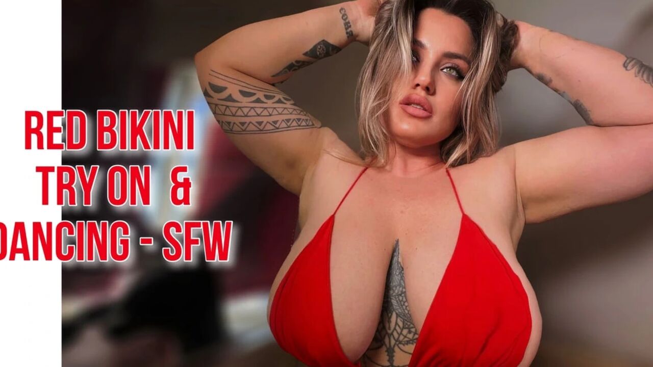 Red Bikini Try on & Twerking