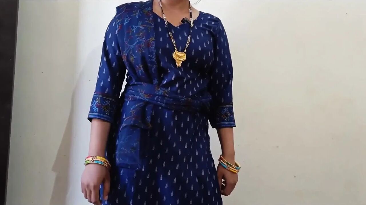 Hot Indian Desi Village Maid Was Sex on Dogy Style in Clear Hindi Audio