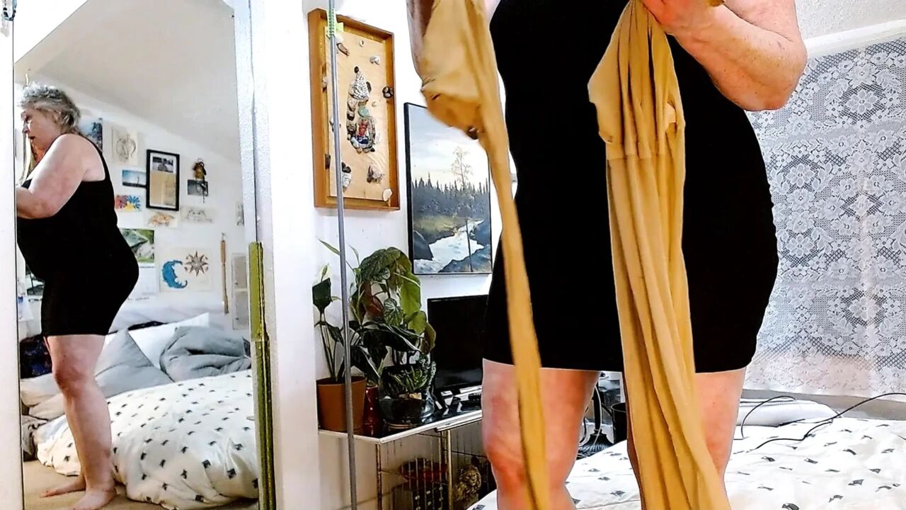 1363 Which Pantyhose look best on DawnSkye1962?