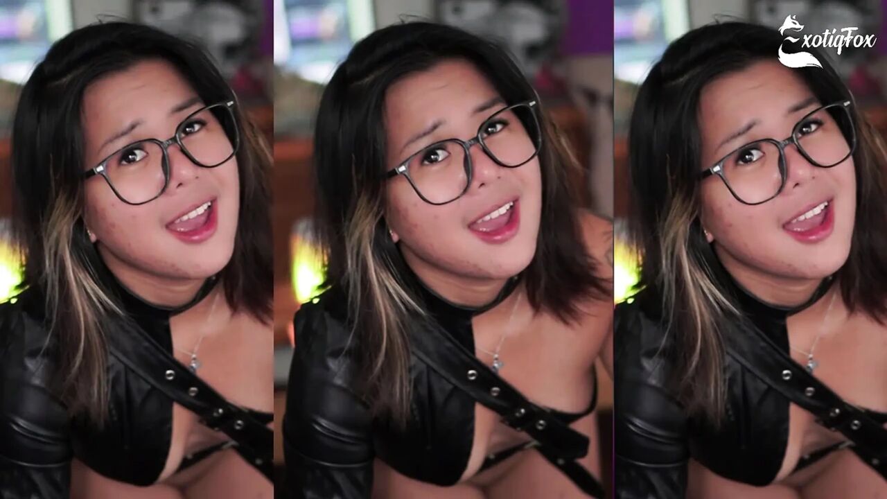 Freaky Hentai Reaction Cute Asian Streamer Goonette Breaks to Pure Overstimulation