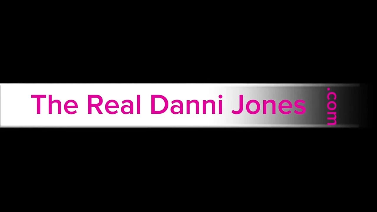 PAWG MILF Stepmom Gets Fucked by Stepson to Cure His Breakup