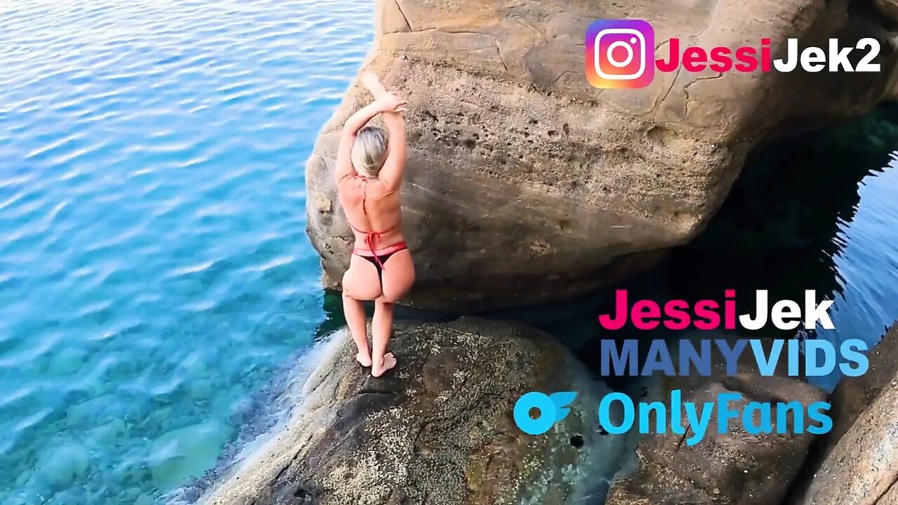Sweet Couple Fucking on the Sea Girl Riding on Cock Until Creampie Jessijek