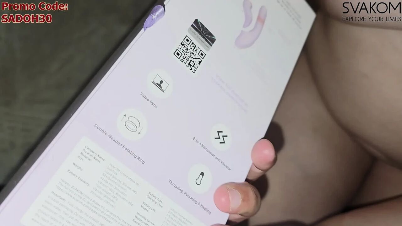 I masturbate with DUOGLOW by SVAKOM and my man destroys my asshole