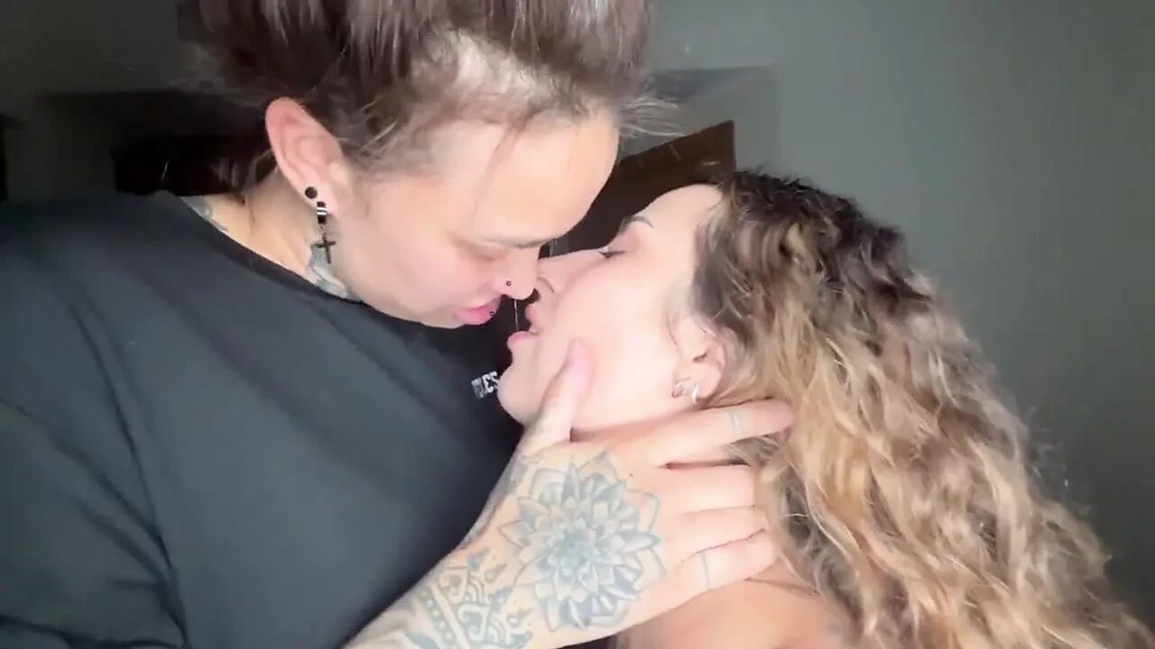 Hard Core Lesbian Domination