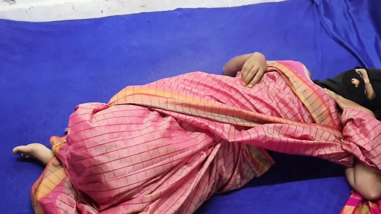Indian desi cute girl romantic movie sex hot 18 ki age vali