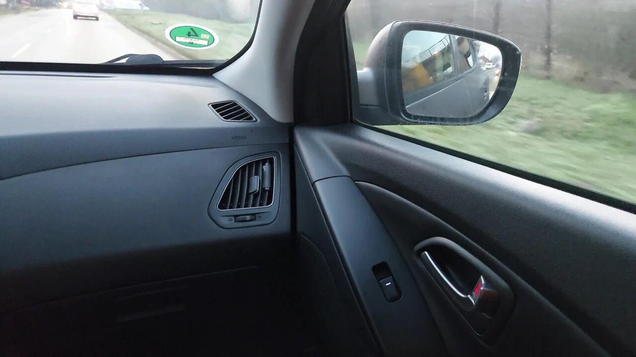 Mature woman in nylon stockings teases taxi driver in the morning on the way to the office