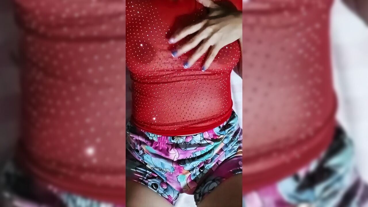 India shows her vagina and her big ass that Rico
