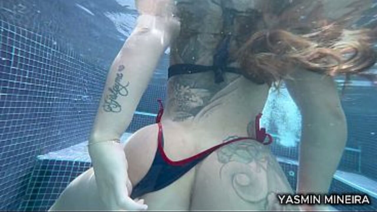 Exclusive - Yasmin Mineira in the Jacuzzi in her penthouse in Rio de Janeiro.