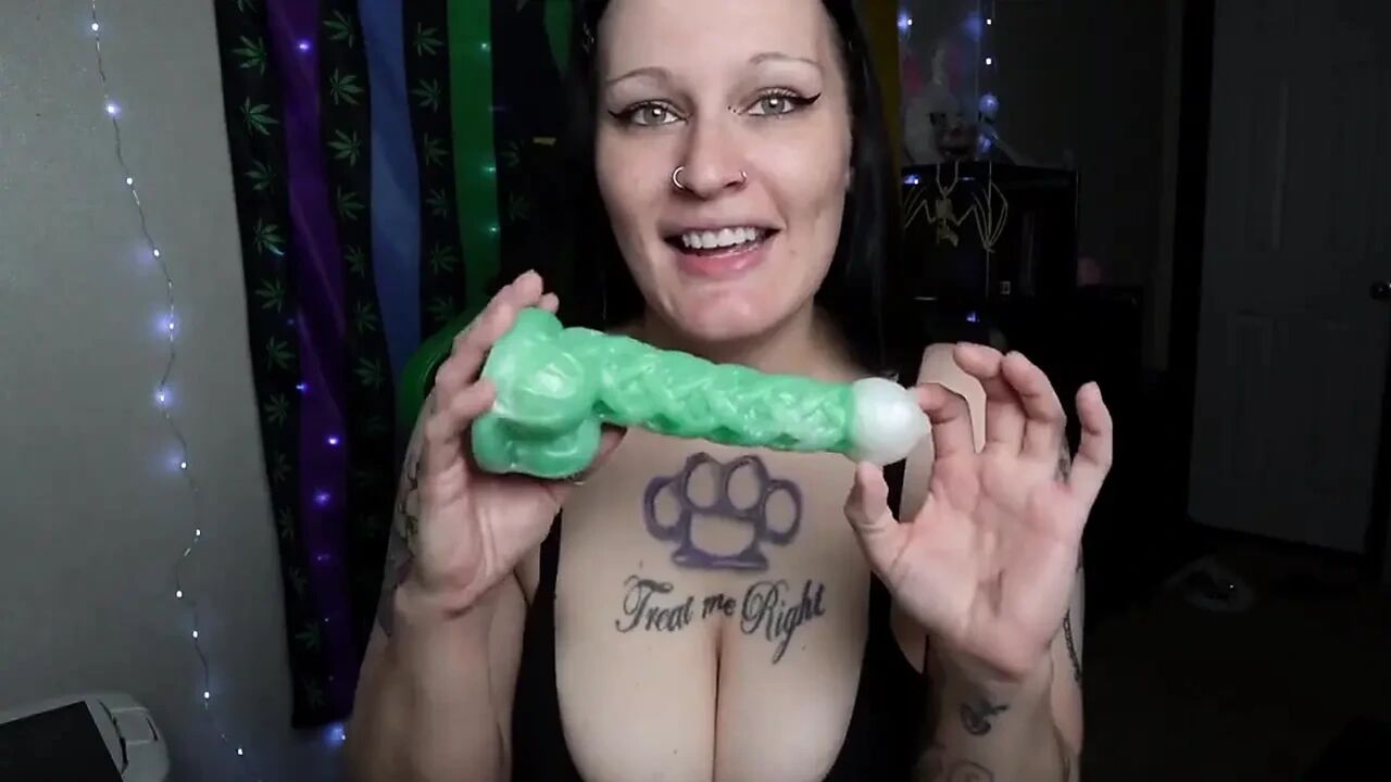 Gothbunny BJ with & Without Dentures