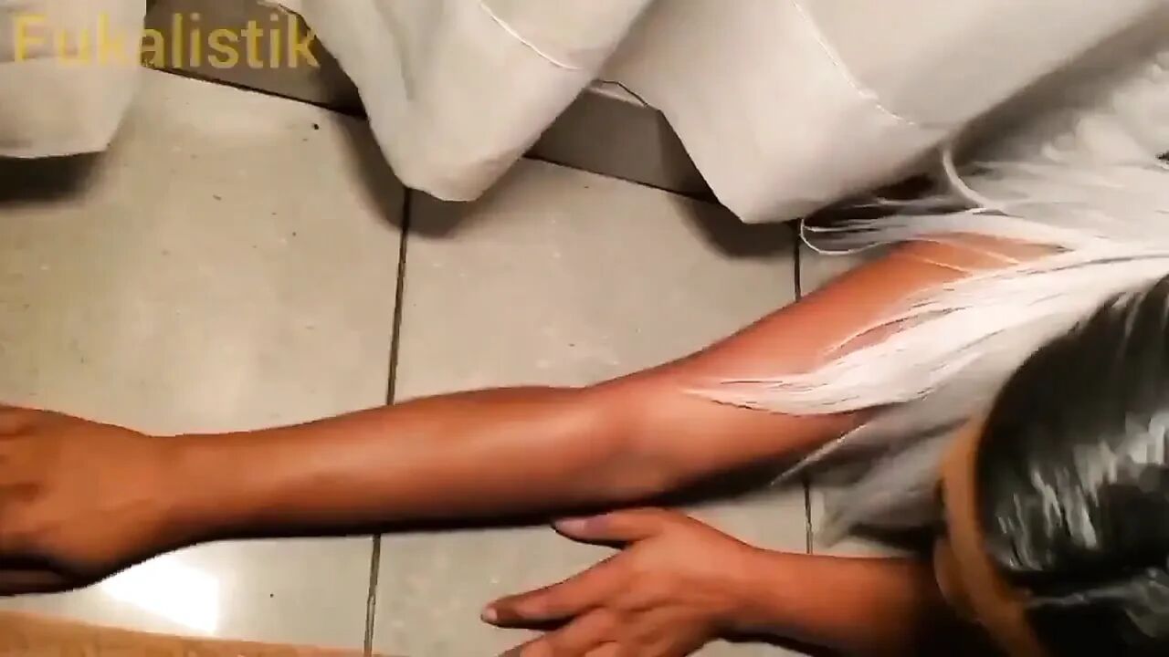 Horny Bunny Surprised to Feel Big Dick Penetrate Her Wet Pussy