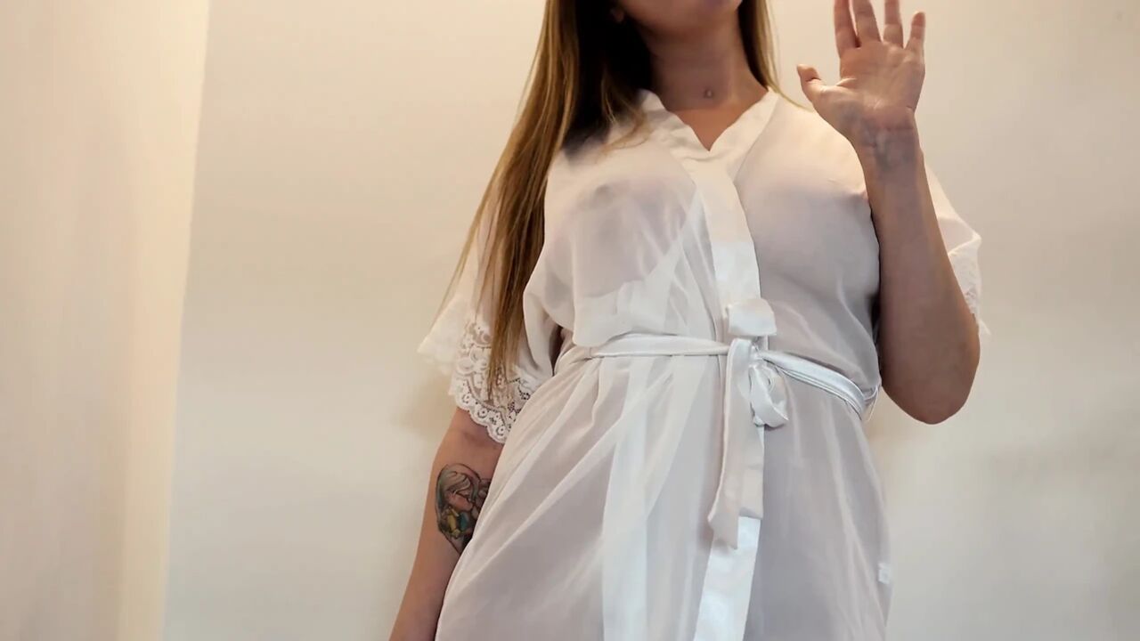 A Stepmother Knows How to Do More Than Just Fuck... She Also Knows How to Keep the House in Perfect Order.