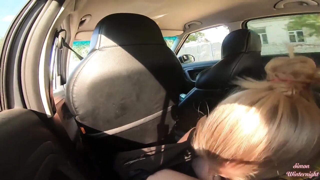 Risky Car Blowjob During Taxi Ride