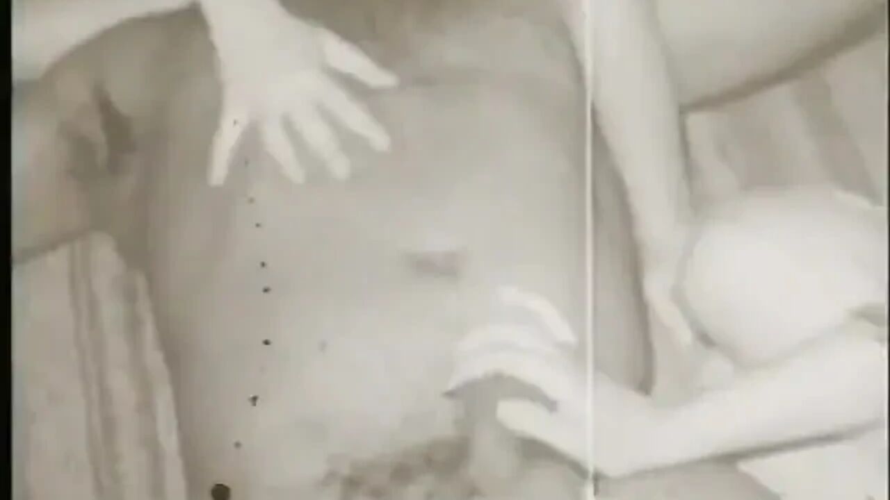 Threesome blowjob session for black dude