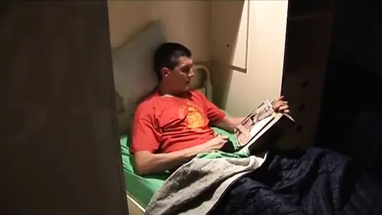 Stepmom takes care of her wanky stepson