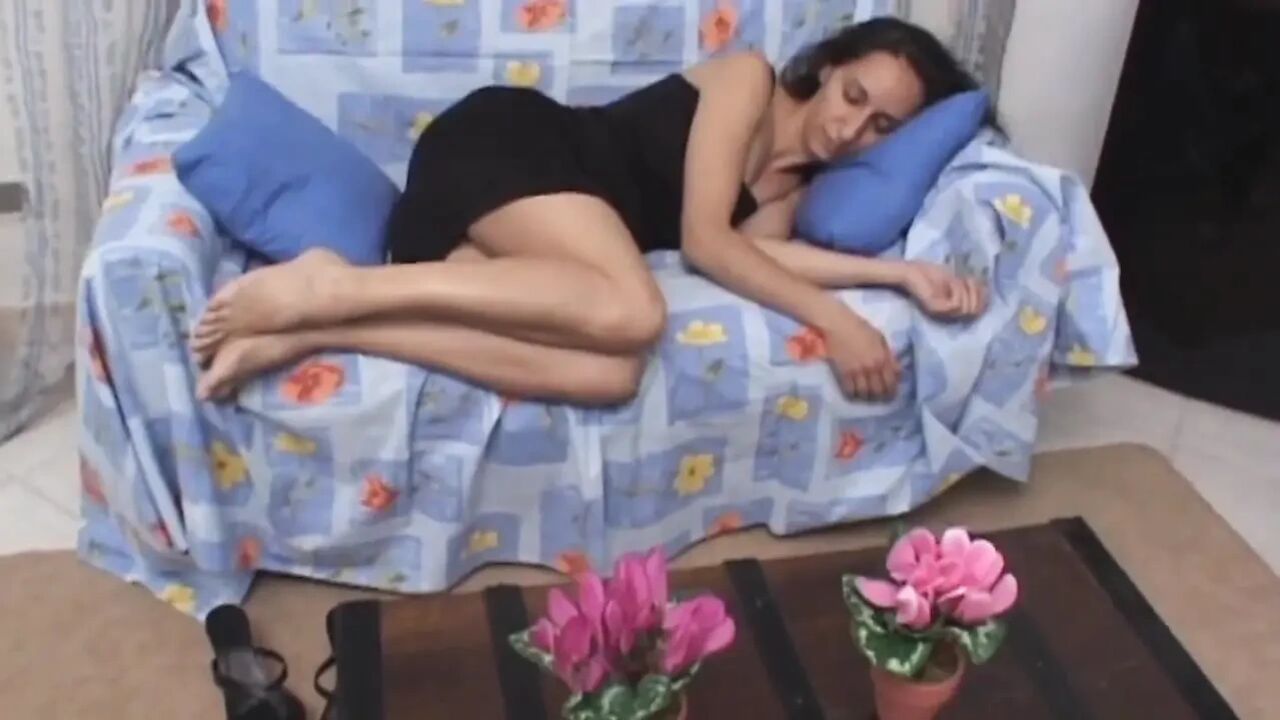 Relaxing milf made to suck cock by aggressive young man