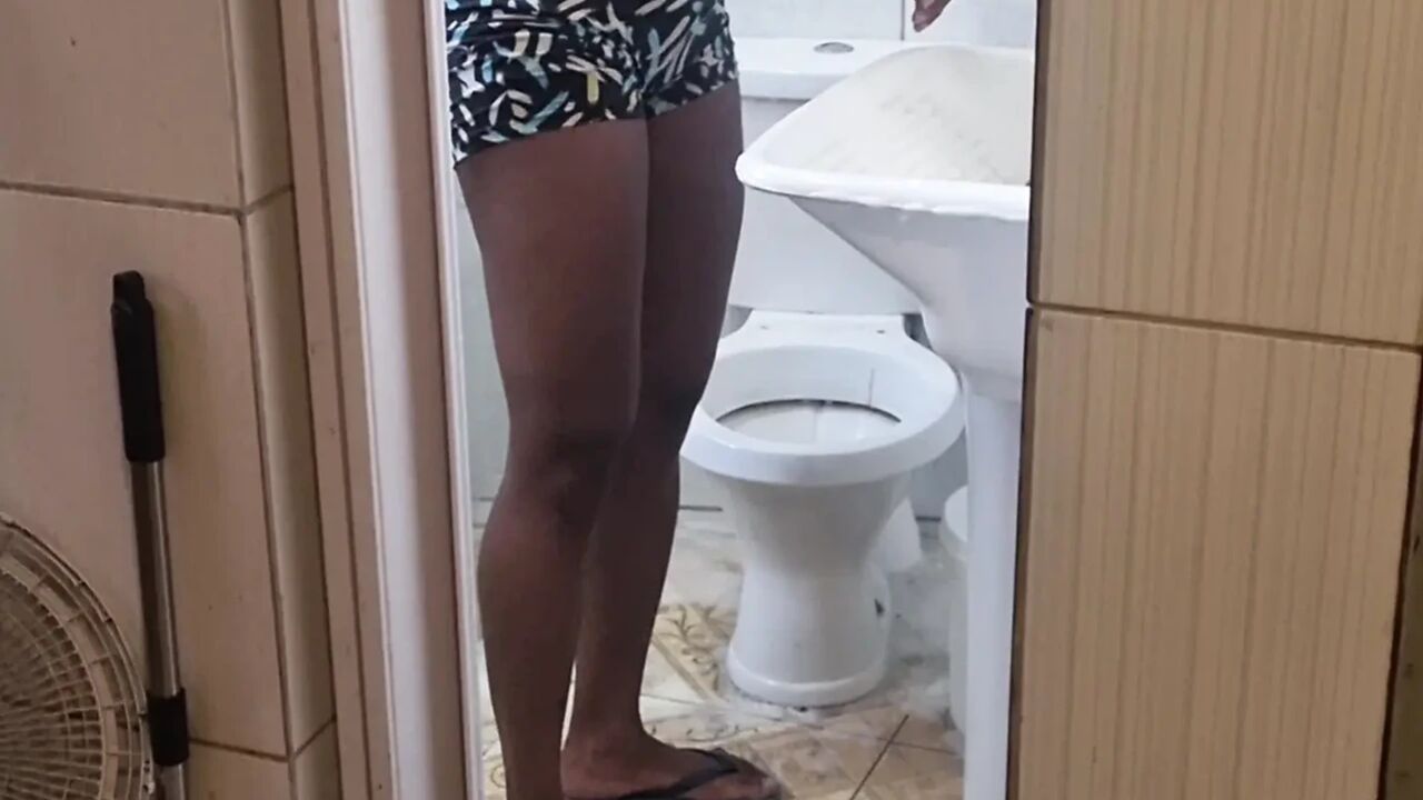STEPFATHER SEES STEPDAUGHTER TIDYING UP HOUSE WITH SHORT CHORTE AND ASKED TO FUCK WITH HER PUSSY