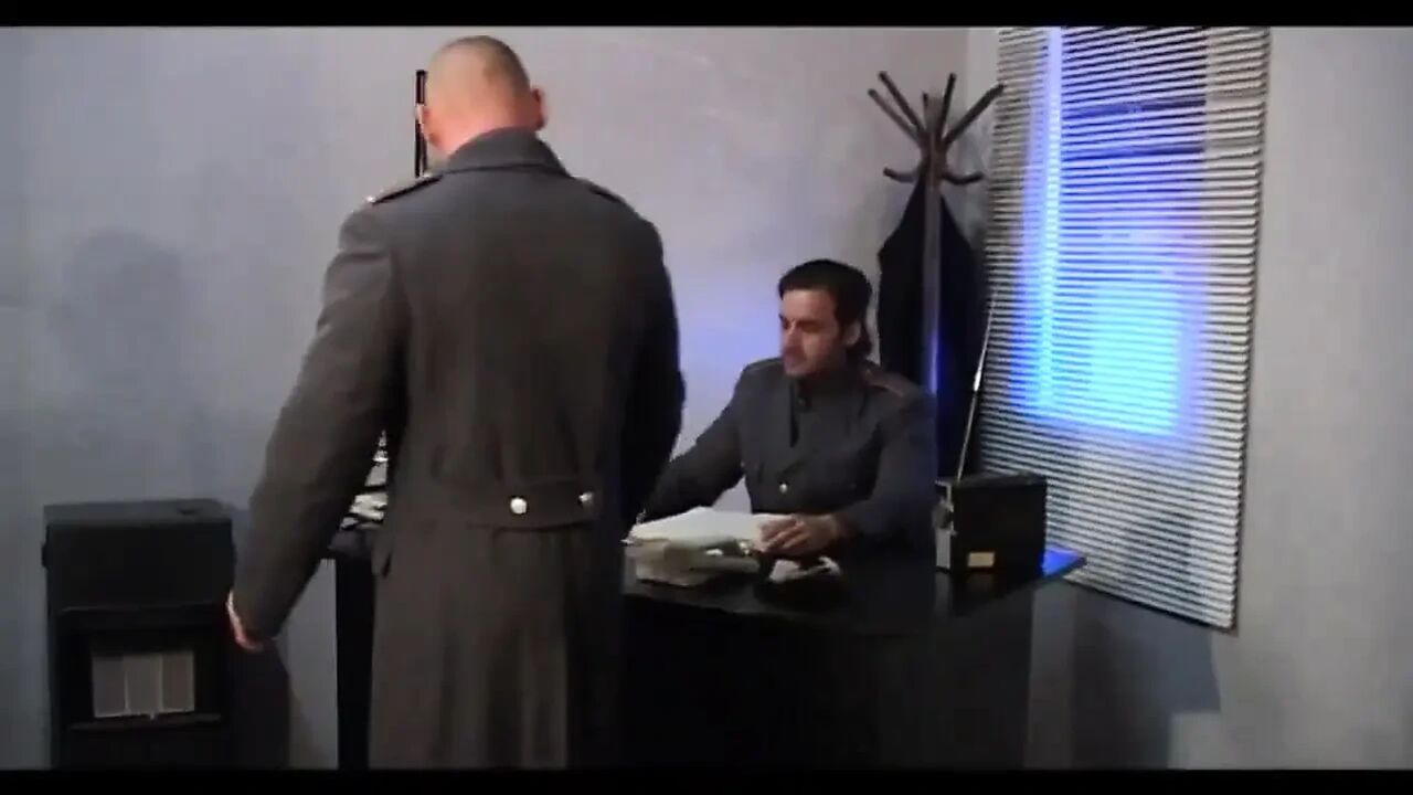 Huge cock Steve loves the hairy pussy bathroom threesome