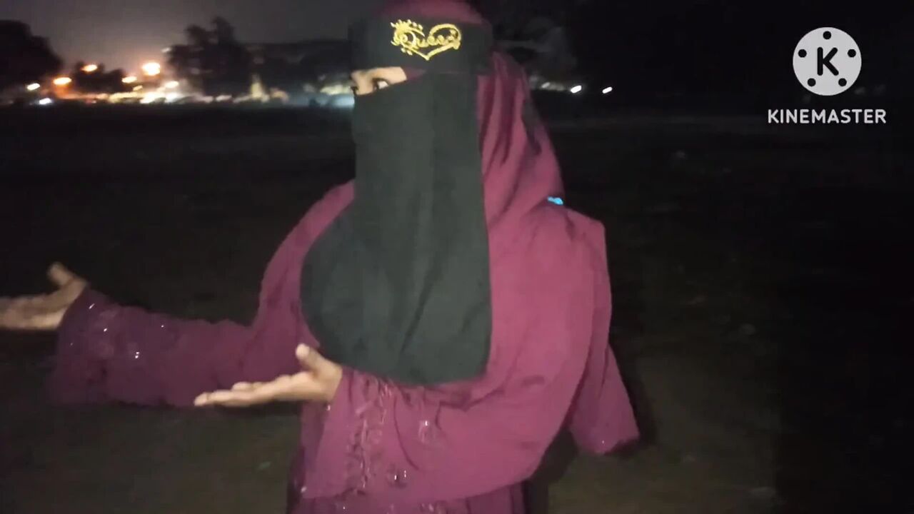 Dhaka Outdoor Muslim Desi Village Girl Vacation Tours in the City Tight Pussy Video Desi Village Hot Girl Sex Video