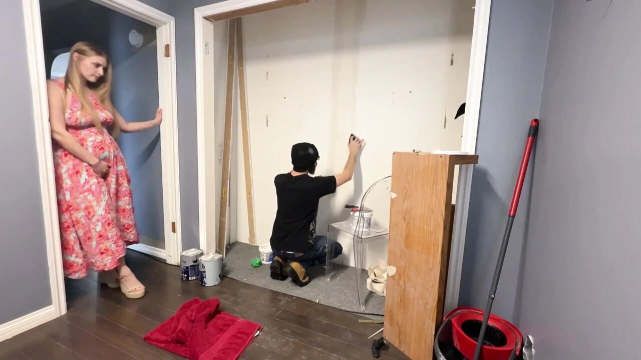 Cheating Wife Creampied by the Handyman