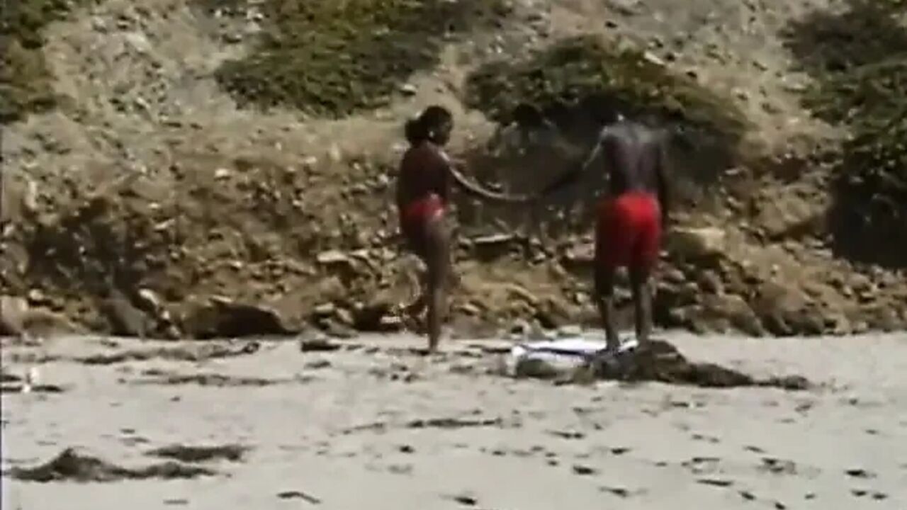 Black couple pussy fucking on the beach