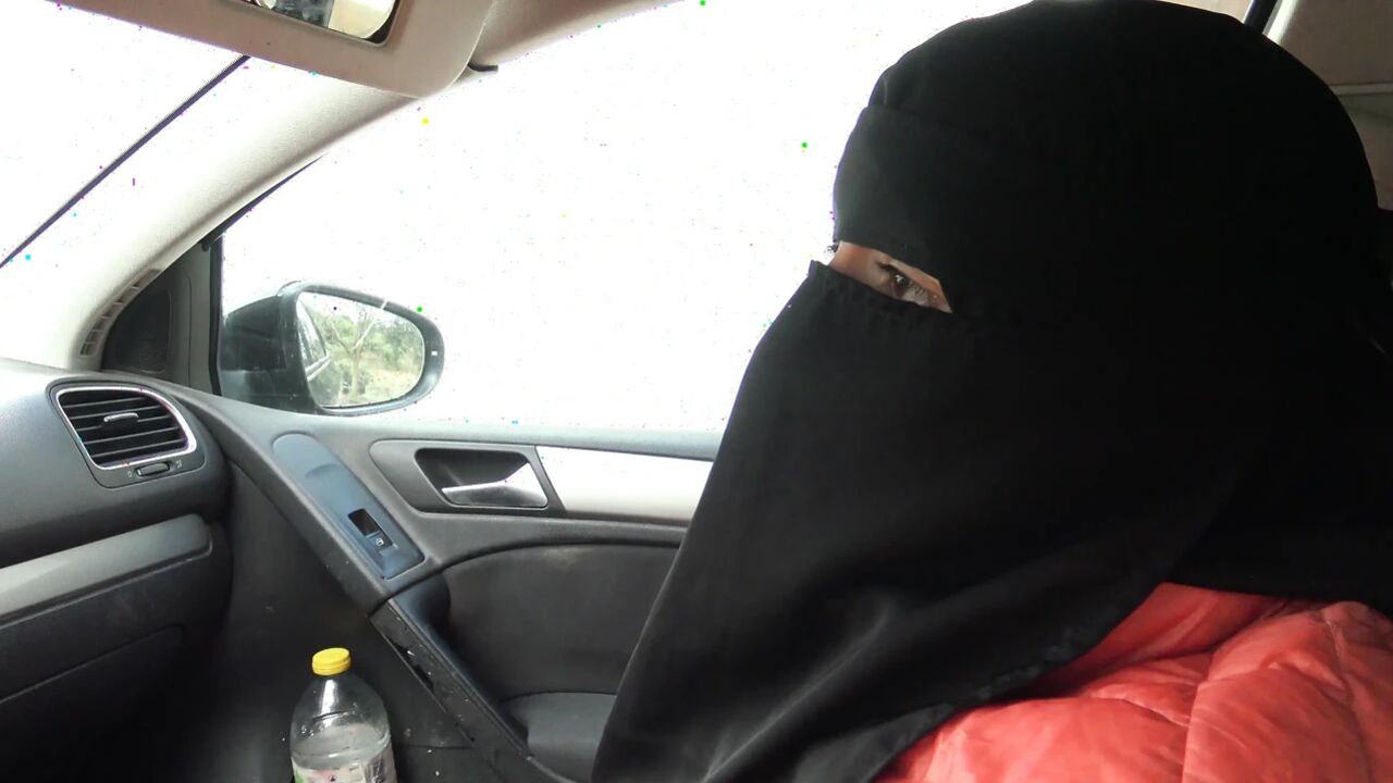 Real virgin girl from Afghanistan first time touching a dick