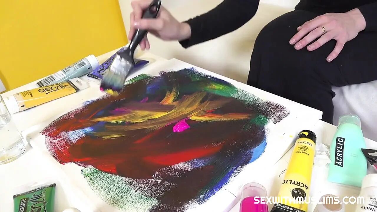 Sexy babe in hijab swapped a brush for a dick
