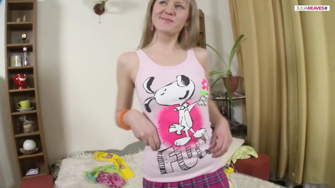 With the toy I prepare your ass for anal