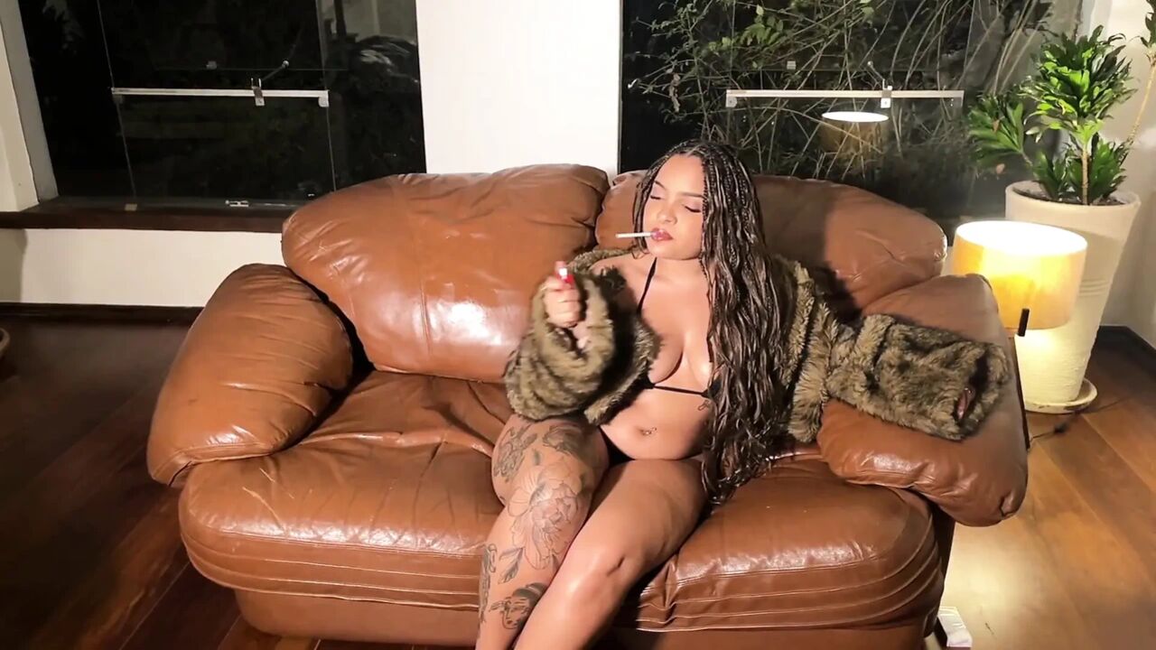 Brazilian Chubby Girl Masturbating