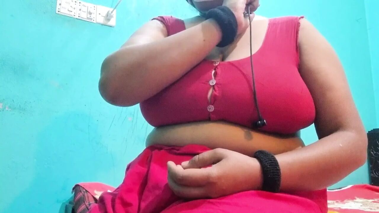 Hot and beautiful girl With Bedroom Solo Video