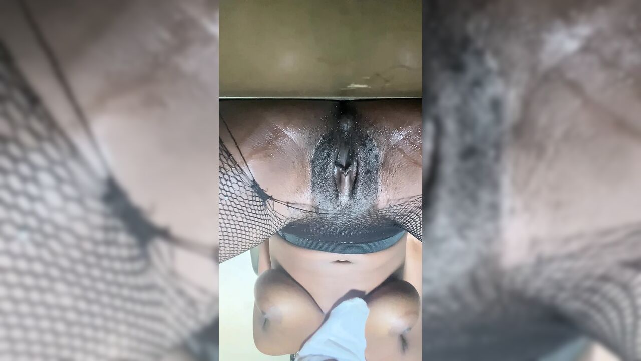 Dripping pussy