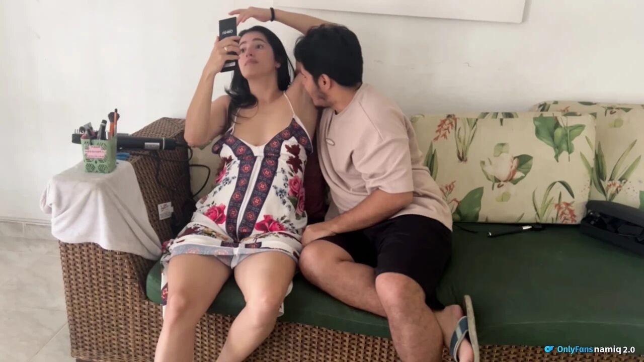 Cum my stepsister on the couch in the family home!