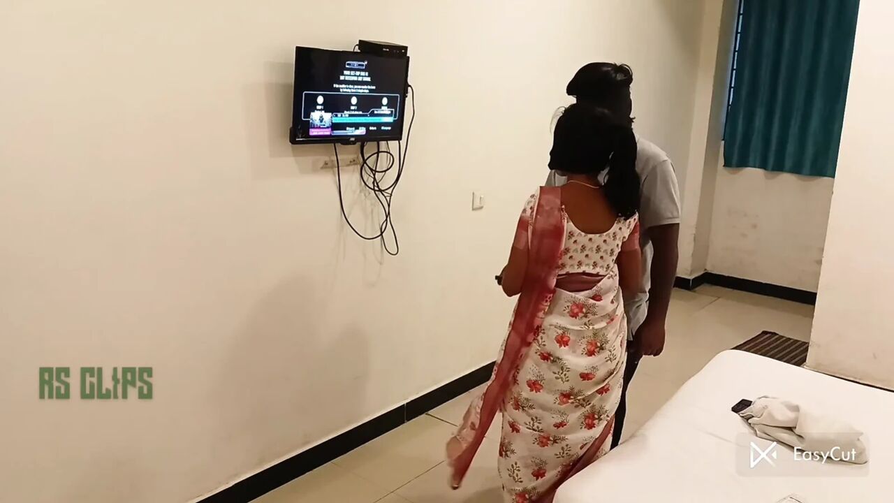 TV Repair boy sex with customer home in service time