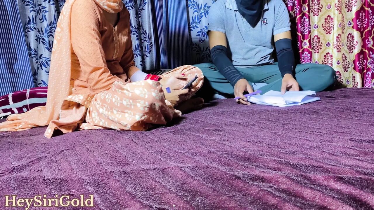 Desi Village Tuition Teacher Get Fuck by Student Dirty Talk Hindi Tuition Teacher XXX Video HD