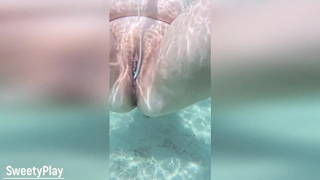 Stranger cum inside my pussy on beach. Creampie underwater
