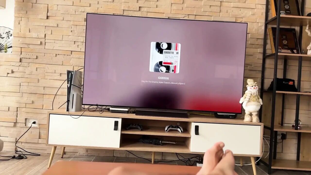 I Model My New Lingerie for My Boyfriend and He Got the Urge to Fuck Me!