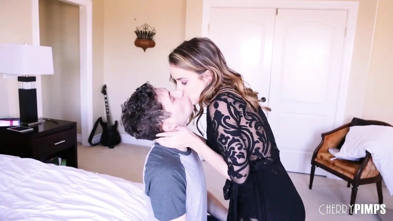Dillion Harper's Romantic Makeout Turns Into a Big Tits Cumshot!